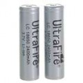 Baterias de lítio 3.7 18650 v 2400mAh UltraFire protegida (2-Pack Grey)